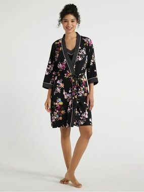 Joyspun Black Belted Robe Multicolor Floral Print and pink polka dot trim Sz XL